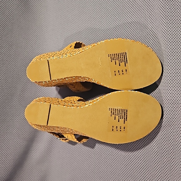 Stuart Weitzman Akilah Sparkle Tan Braided Wedge Sandal - Picture 6 of 12